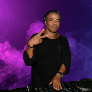 EL DJ Y PRODUCTOR ERICK MORILLO MUERE A LOS 49 AÑOS