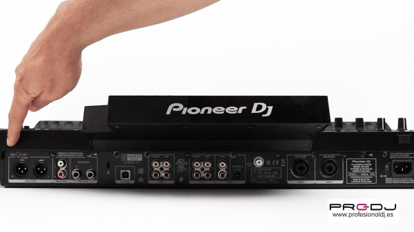 Review de PIONEER DJ XDJ-RX3