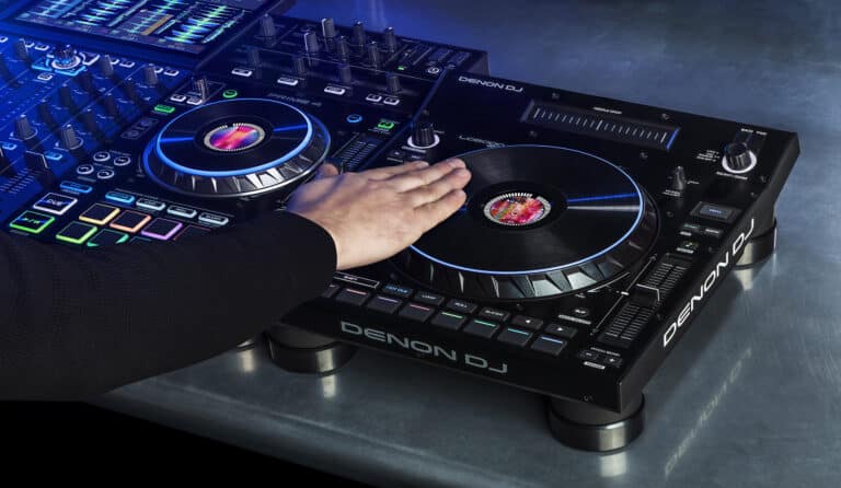 Engine DJ 2.1 compatible con Denon DJ LC6000 Prime y Prime 4