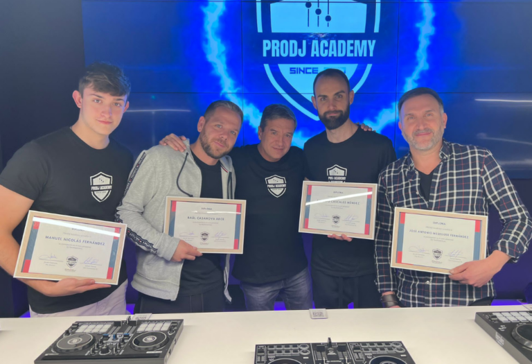 ¿Cómo conseguir trabajo de DJ?