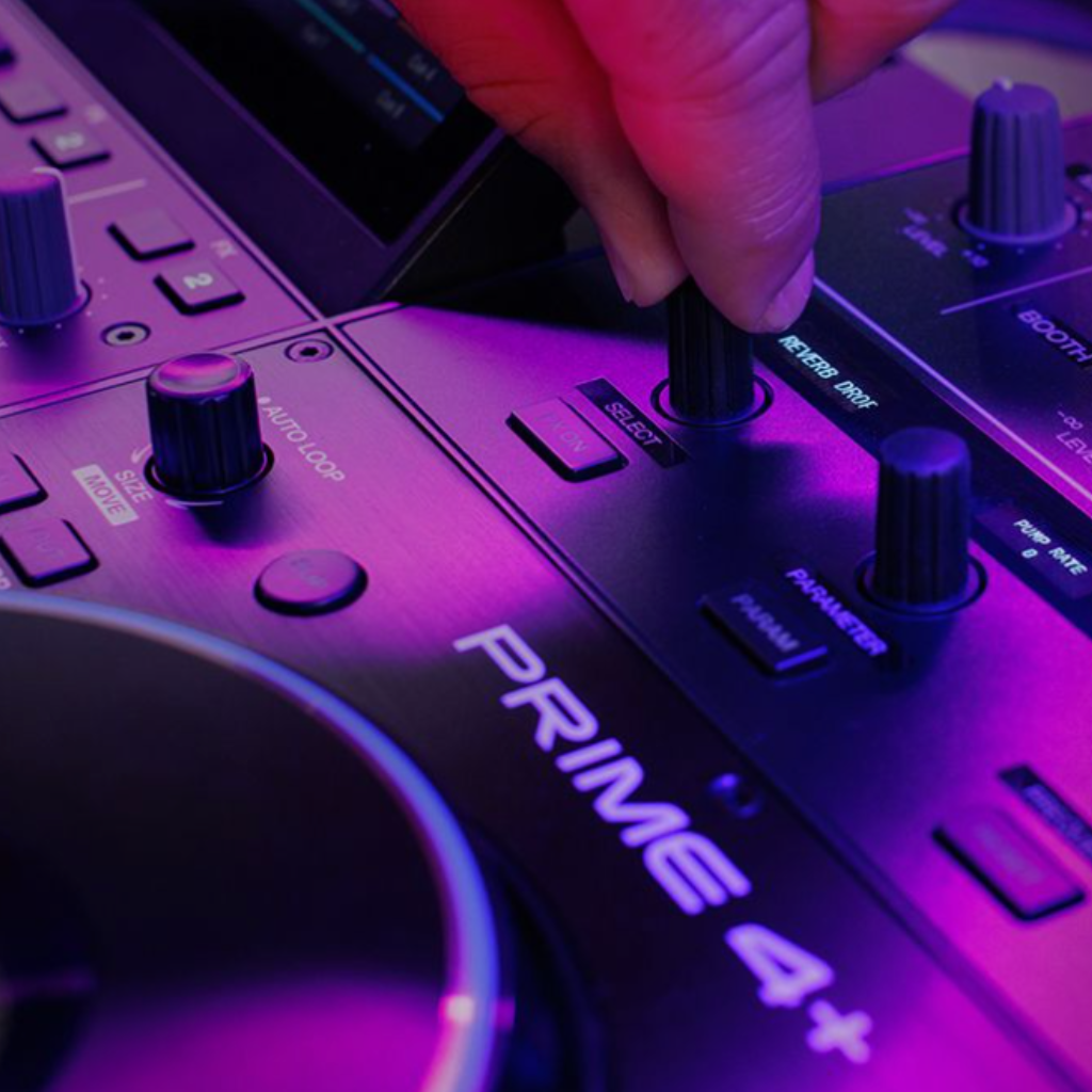 Nuevo Controlador Denon DJ Prime 4+ Controlador Denon DJ Prime 4+