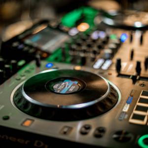 Controladora DJ con pantalla: ¿Cuál es la mejor?