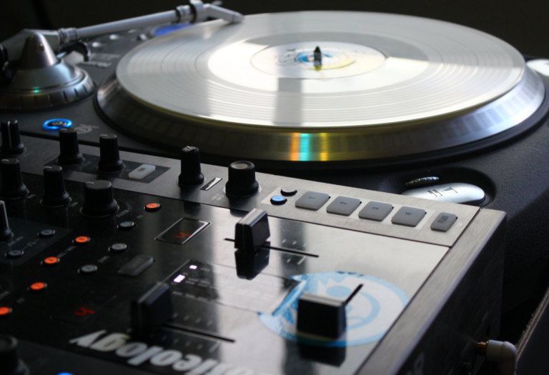 TOP 5: Los Mejores Tocadiscos DJ