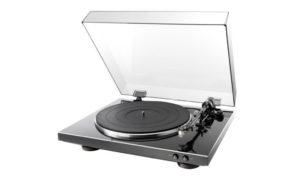 DENON DP-300 vs AUDIO-TECHNICA AT-LP120XUSB