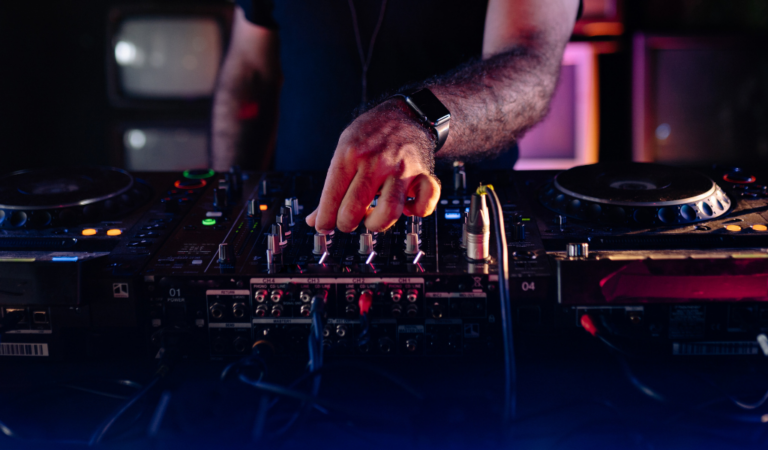 Las Mejores Plataformas para Descargar Música si eres DJ