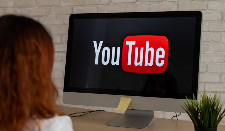 ¿Cómo Destacar como DJ en Redes Sociales? Guía práctica