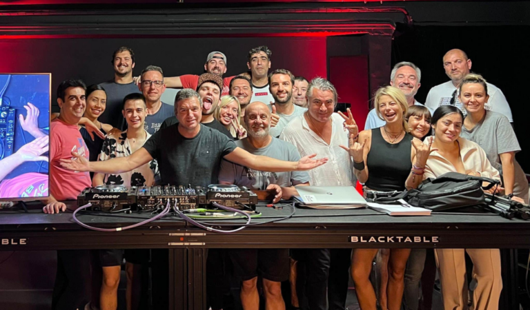 Consejos para mantener la motivación y la creatividad como DJ