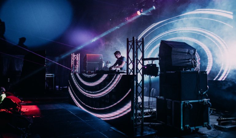 Tu Primera Actuación DJ ¿Cómo afrontar el miedo escénico y triunfar?
