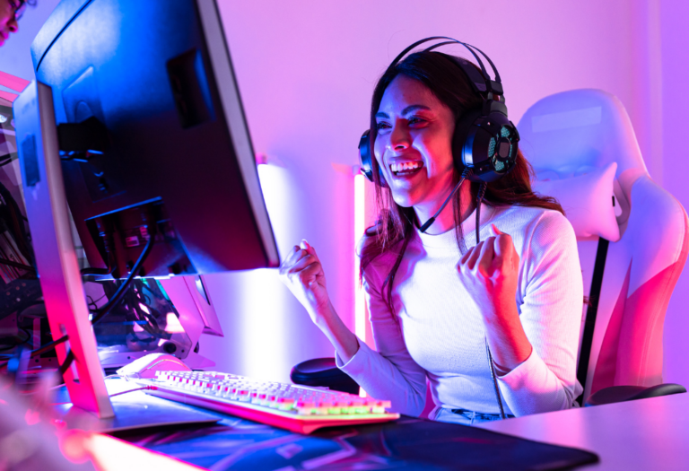 Streaming para DJs: Comparativa de Twitch vs YouTube vs Mixcloud