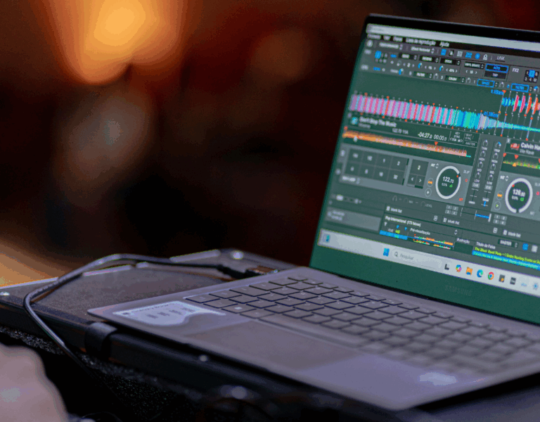 ¿Se puede ser DJ sin gastar mucho dinero?