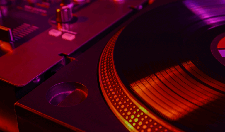 Inteligencia Artificial en la Industria DJ: ¿Representa un peligro?