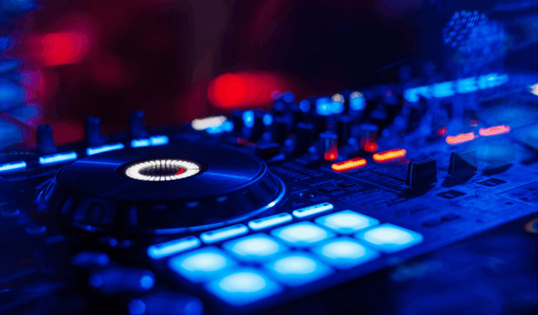 ¿Cómo calcular tarifas DJ? Guía para valorar tu trabajo