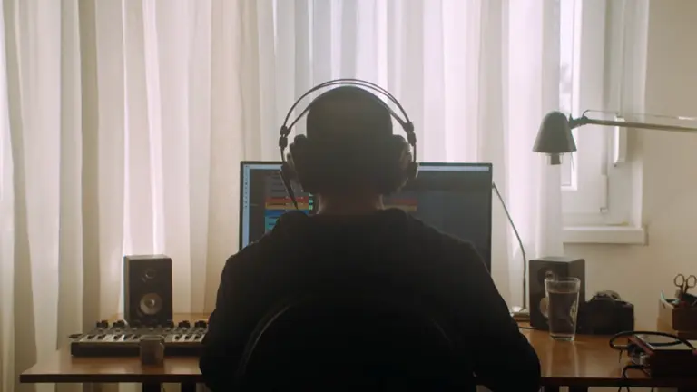 Sonarworks Virtual Monitoring PRO: ¿Estudio en tus auriculares? Sonarworks Virtual Monitoring PRO: ¿Estudio en tus auriculares?