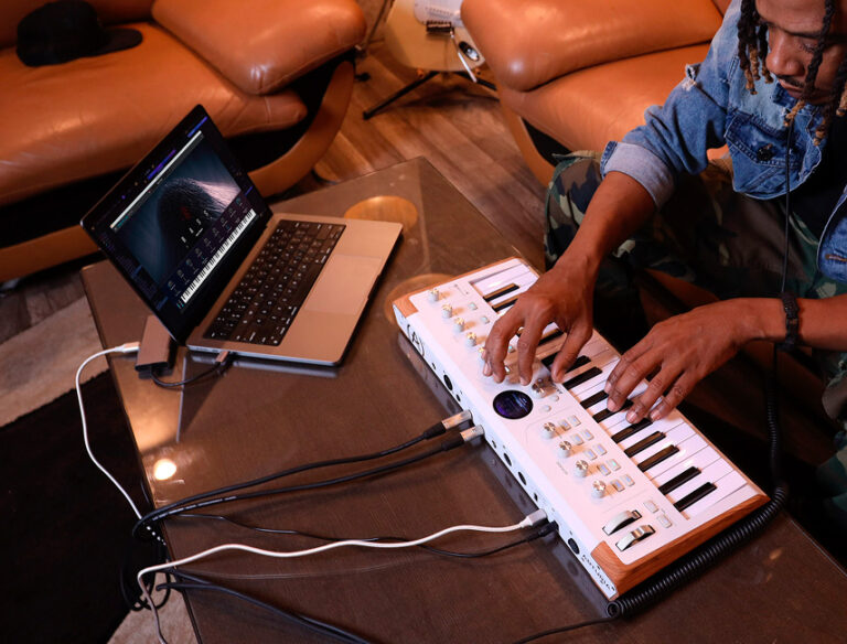 Teclado Sintetizador Arturia AstroLab 37 Teclado Sintetizador Arturia AstroLab 37