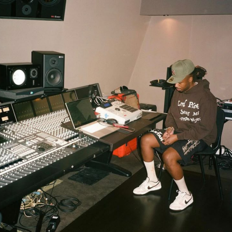 ¿Qué salidas tiene estudiar producción musical? ¿Qué salidas tiene estudiar producción musical?