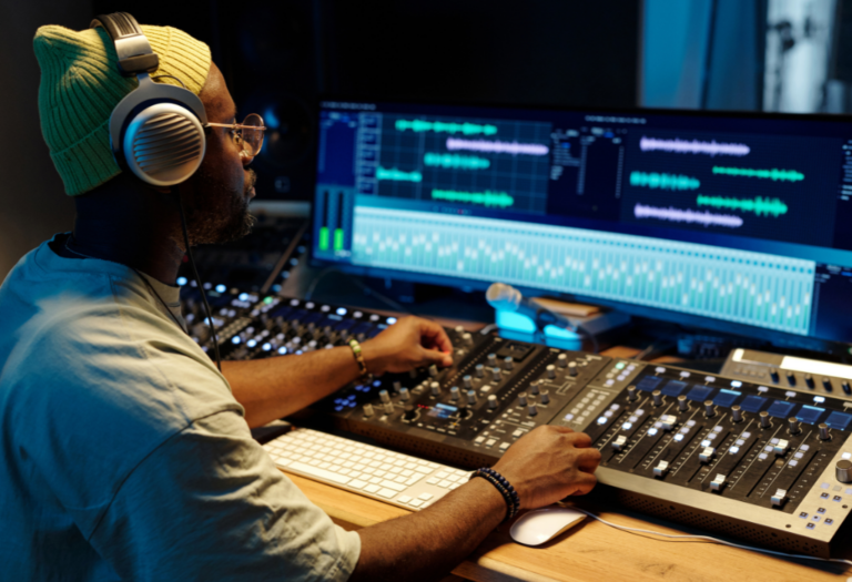 Universal y Splice se alían para crear herramientas musicales con IA Universal y Splice se alían para crear herramientas musicales con IA