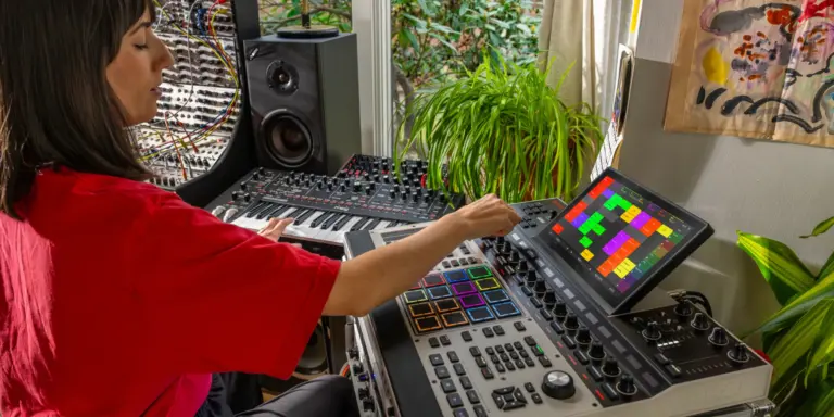 Akai MPC XL: Estación de Producción Musical Definitiva Akai MPC XL: Estación de Producción Musical Definitiva