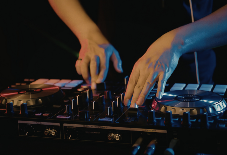 ¿Cómo usar Stems en directo?: Casos reales y configuración correcta ¿Cómo usar Stems en directo?: Casos reales y configuración correcta