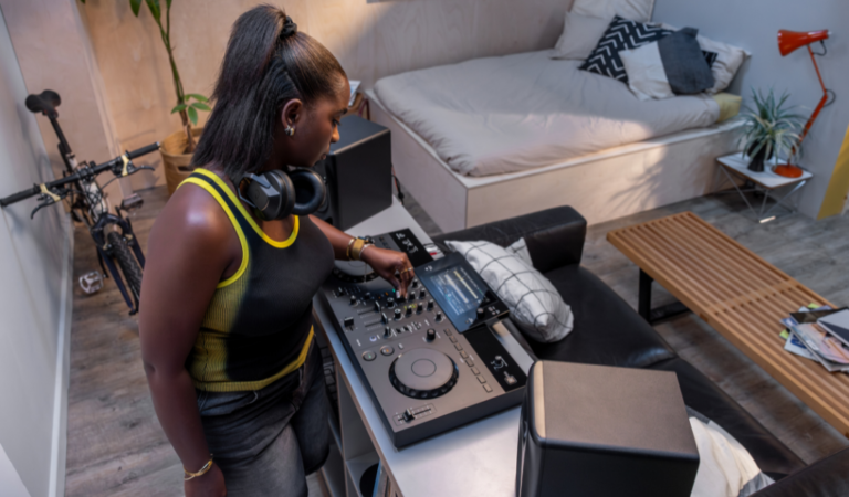 Unboxing & Review de AlphaTheta XDJ-AN Unboxing & Review de AlphaTheta XDJ-AN