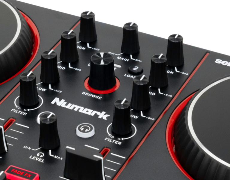 Numark Party Mix III: Controlador DJ compacto y funcional Numark Party Mix III: Controlador DJ compacto y funcional
