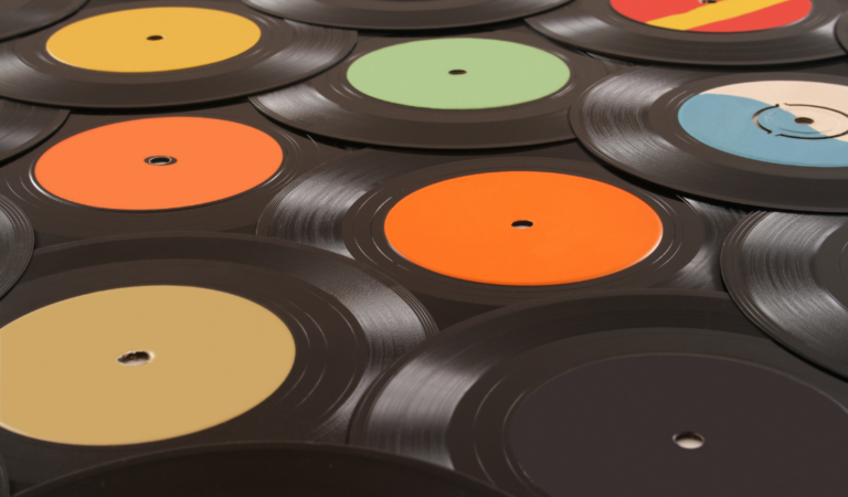 Suno Vinyl: Convierte canciones creadas con IA en vinilos Suno Vinyl: Convierte canciones creadas con IA en vinilos