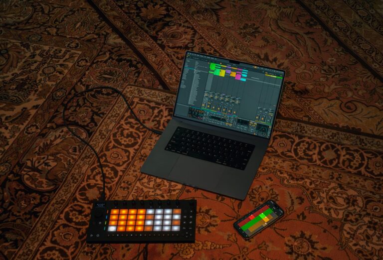Ableton Live 12.4.5: Estabilidad y Soporte para Launchkey MK4 88 Ableton Live 12.4.5: Estabilidad y Soporte para Launchkey MK4 88