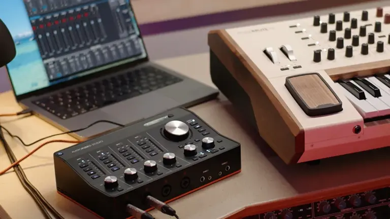 Arturia AudioFuse Studio Rev2: Mejores previos y Bluetooth renovado Arturia AudioFuse Studio Rev2: Mejores previos y Bluetooth renovado